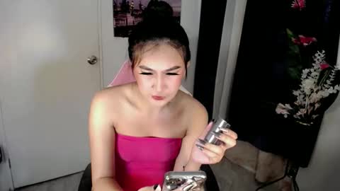 Snapshot of xxbeatrice69xx chatting on 11.04.25 Xxbeatrice69Xx online show from 11.04.25