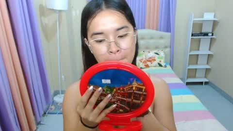CHLOES ROOM online show from 06.12.26