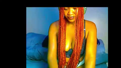 Snapshot of xxfleurlove chatting on 12.04.25 xxfleurlove online show from 12.04.25