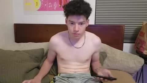 Snapshot of xxginger_ chatting on 11.01.25 XxGinger online show from 11.01.25