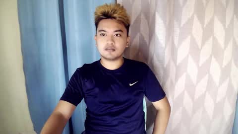 Snapshot of xxhotloyd_cummerx chatting on 11.01.25 Loyd online show from 11.01.25