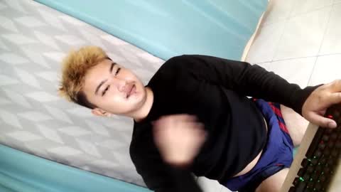 Snapshot of xxhotloyd_cummerx chatting on 11.06.25 Loyd online show from 11.06.25