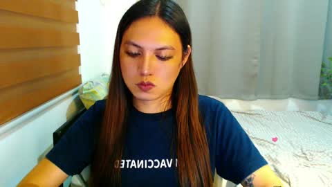 Snapshot of xxjulielovesyouxx chatting on 03.27.26 July online show from 03.27.26