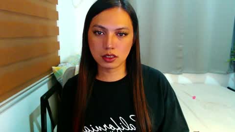 Snapshot of xxjulielovesyouxx chatting on 04.16.26 July online show from 04.16.26