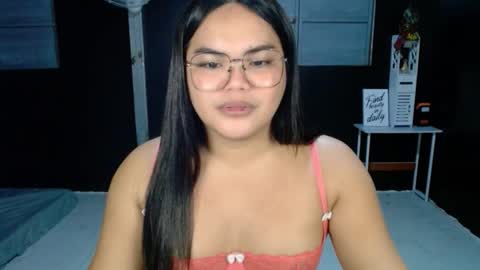 Kylie Smith online show from 10.08.25