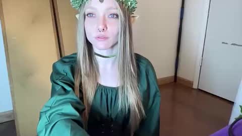 Snapshot of xxloveanastasia chatting on 03.27.26 LoveAnastasia online show from 03.27.26