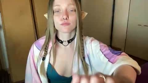 Snapshot of xxloveanastasia chatting on 04.08.26 LoveAnastasia online show from 04.08.26