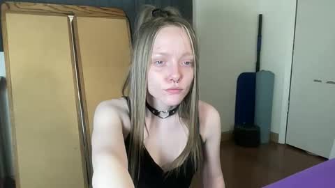 Snapshot of xxloveanastasia chatting on 05.07.26 LoveAnastasia online show from 05.07.26