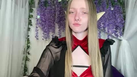 Snapshot of xxloveanastasia chatting on 06.08.26 LoveAnastasia online show from 06.08.26