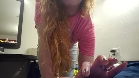 Snapshot of xxmariebliss chatting on 04.10.26 xxmariebliss online show from 04.10.26