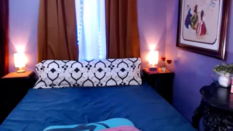 Snapshot of xxqueenofperfectionxx chatting on 02.06.25 urperfection kelly online show from 02.06.25