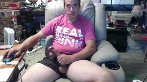 Snapshot of xxscubastevexxx chatting on 10.18.25 xxScubaStevexx online show from 10.18.25