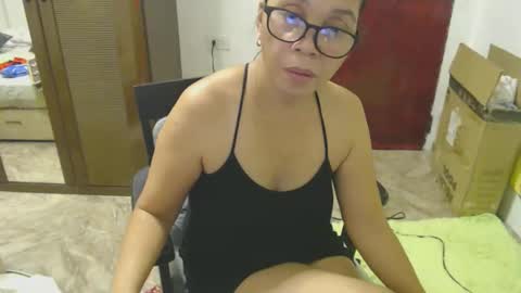 Snapshot of xxsexypinayxx chatting on 06.03.26 xxsexypinayxx online show from 06.03.26