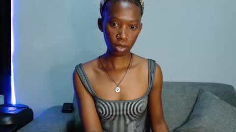xxsexytalia28 online show from 10.14.25