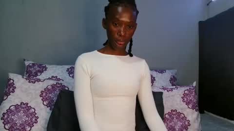 xxsexytalia28 online show from 11.17.25