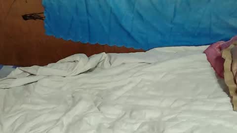 xxshantal online show from 09.18.25