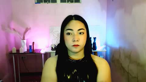 Snapshot of xxslutty_kim chatting on 11.10.25 xxslutty kim online show from 11.10.25