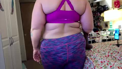 Strawberry Jane online show from 03.11.26