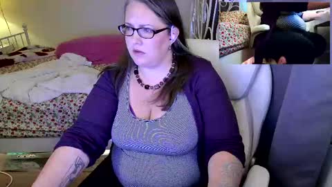 Snapshot of xxstrawberryjanexx chatting on 06.04.26 Strawberry Jane online show from 06.04.26