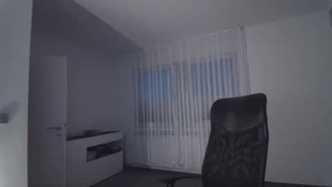 Eddi online show from 12.20.24