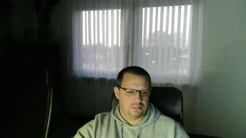 Eddi online show from 12.14.25