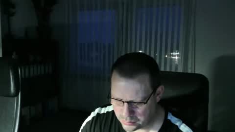 Eddi online show from 12.15.25