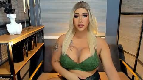 Snapshot of xxtastefullayeshaxx chatting on 02.21.25 xxtastefullayeshaxx online show from 02.21.25