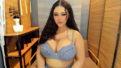 Snapshot of xxtastefullayeshaxx chatting on 10.18.25 xxtastefullayeshaxx online show from 10.18.25