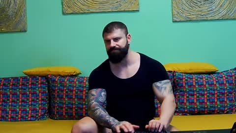 Xtream Leonard online show from 02.06.25