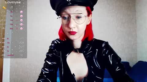 Snapshot of xxx_goddes_xxx chatting on 01.28.25 Andariel online show from 01.28.25