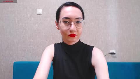 Snapshot of xxx_goddes_xxx chatting on 09.16.25 Andariel online show from 09.16.25