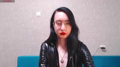 Snapshot of xxx_goddes_xxx chatting on 10.04.25 Andariel online show from 10.04.25