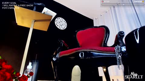 Snapshot of xxx_madamme chatting on 01.11.25 Mistress Scarlet Igmiss scarlet978 online show from 01.11.25