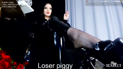 Snapshot of xxx_madamme chatting on 02.26.25 Mistress Scarlet Igmiss scarlet978 online show from 02.26.25