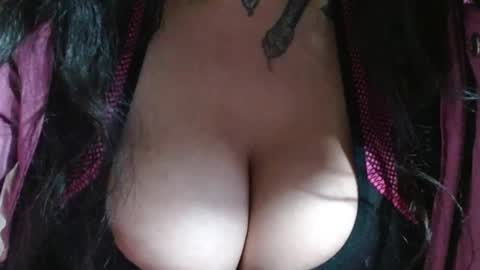   LILI  online show from 01.06.25