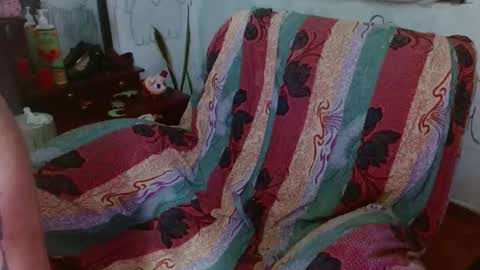   LILI  online show from 02.23.25