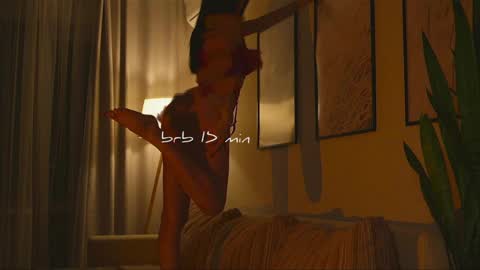 Molly online show from 04.01.26