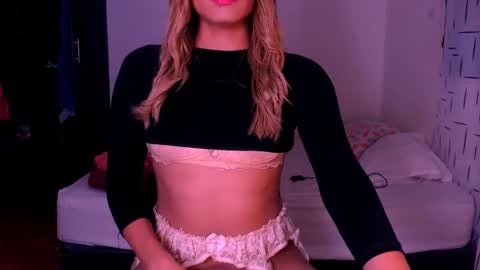 Snapshot of xxxanonymousloverxxx chatting on 02.01.25 Chiara online show from 02.01.25