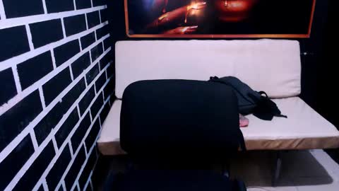 Snapshot of xxxanonymousloverxxx chatting on 02.28.25 Chiara online show from 02.28.25