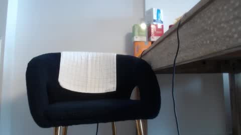 Lola online show from 03.05.25