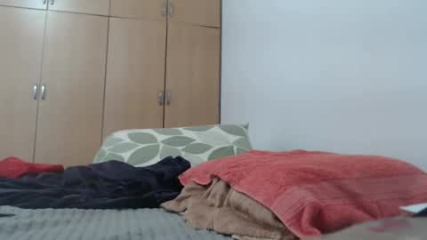 Ayanda online show from 02.10.25