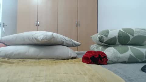 Ayanda online show from 02.11.25