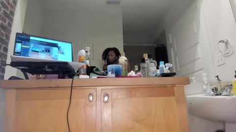 Danielle online show from 02.11.25