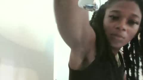 Danielle online show from 10.18.25