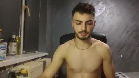 Snapshot of xxxdonpuiuuxxx chatting on 01.15.25 xxxdonpuiuuxxx online show from 01.15.25