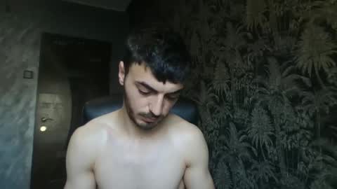 Snapshot of xxxdonpuiuuxxx chatting on 02.13.25 xxxdonpuiuuxxx online show from 02.13.25