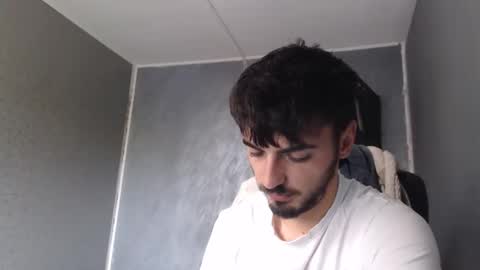 Snapshot of xxxdonpuiuuxxx chatting on 11.04.25 xxxdonpuiuuxxx online show from 11.04.25