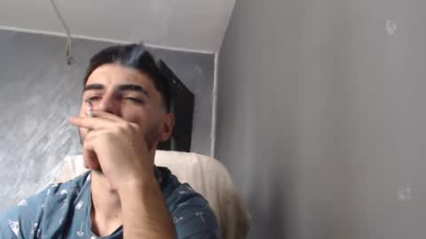 Snapshot of xxxdonpuiuuxxx chatting on 11.05.25 xxxdonpuiuuxxx online show from 11.05.25