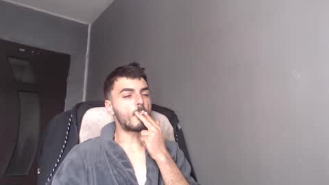 Snapshot of xxxdonpuiuuxxx chatting on 11.12.25 xxxdonpuiuuxxx online show from 11.12.25