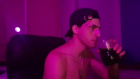 Snapshot of xxxfacu chatting on 01.16.25 xxxfacu online show from 01.16.25